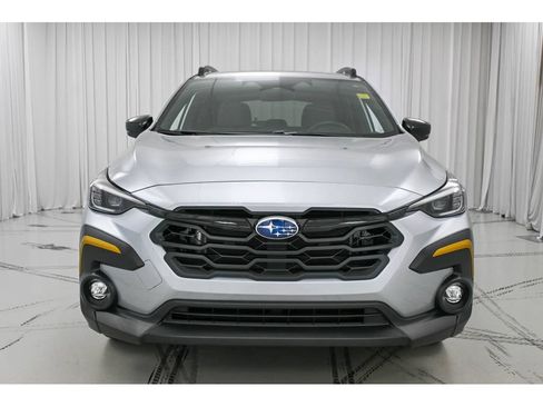 Used 2024 Subaru Crosstrek 2.5i Sport AWD/4WD image 3