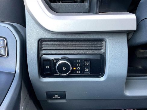 Used 2023 Ford F250 XLT AWD/4WD image 30