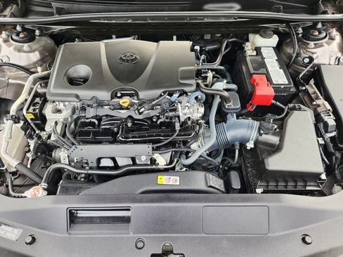 Used 2023 Toyota Camry SE FWD image 31