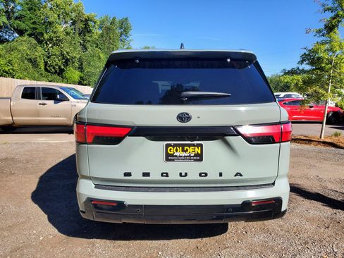 Used 2024 Toyota Sequoia Platinum RWD image 10
