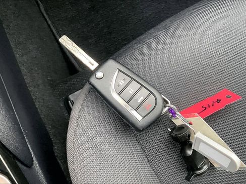 Used 2026 Toyota Corolla LE image 14