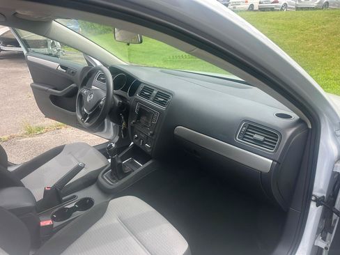 Used 2017 Volkswagen Jetta S FWD image 17