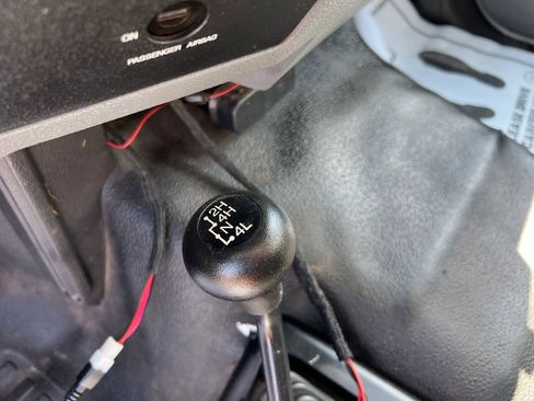 Used 2016 Ford F550 4x4 Regular Cab Super Duty image 29