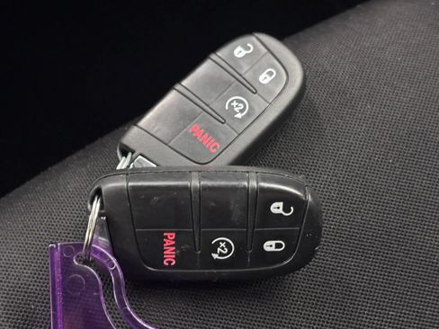 Used 2017 Jeep Renegade Altitude FWD image 44