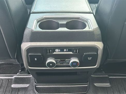 Used 2020 Ford Expedition Max XLT w/ Equipment Group 202A RWD image 31
