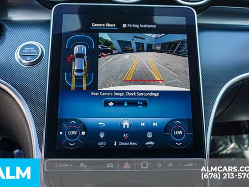 Used 2025 Mercedes-Benz C 300 Sedan image 35