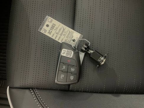New 2026 Buick Enclave Sport Touring w/ Power Package FWD image 47