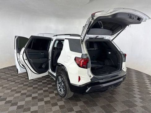 Used 2026 GMC Terrain AT4 AWD/4WD image 20