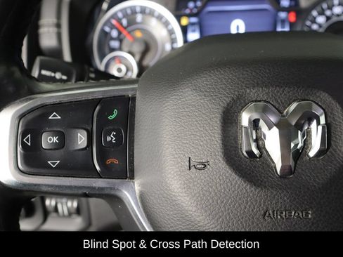 Used 2019 RAM 1500 Laramie AWD/4WD image 8
