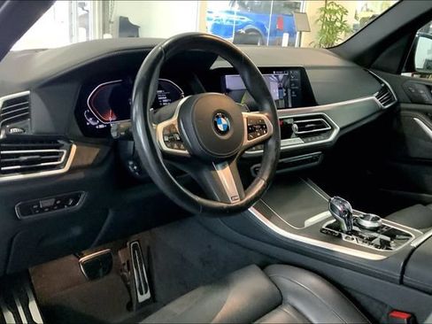 Used 2022 BMW X5 xDrive40i w/ M Sport Package AWD/4WD image 14