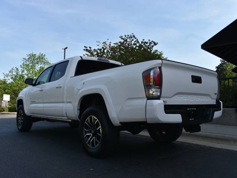 Used 2021 Toyota Tacoma TRD Sport image 29