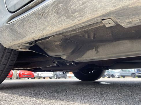 Used 2012 Toyota Camry LE image 22