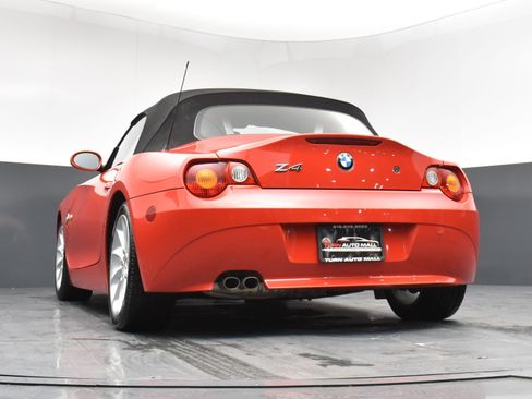 Used 2004 BMW Z4 2.5i RWD image 24