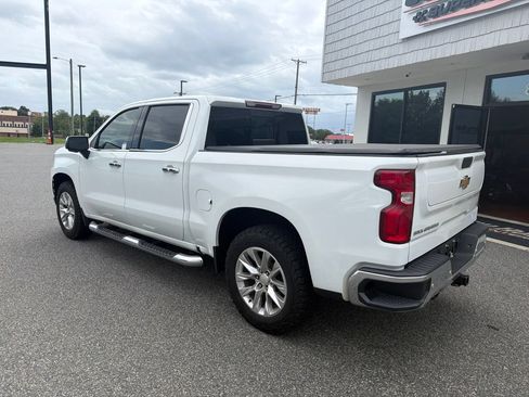 Used 2022 Chevrolet Silverado 1500 LTZ w/ Safety Package II AWD/4WD image 5