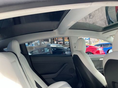 Used 2021 Tesla Model 3 Standard Range Plus image 50