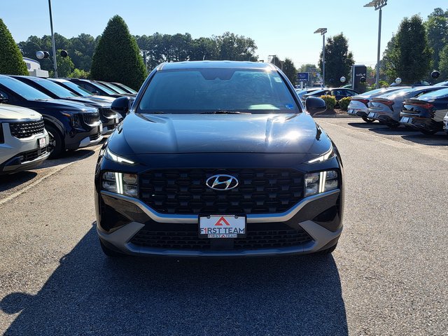 Used 2021 Hyundai Santa Fe SE FWD image 3