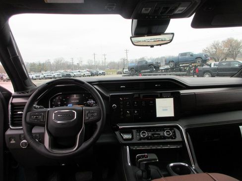 New 2026 GMC Sierra 1500 Denali Ultimate image 17