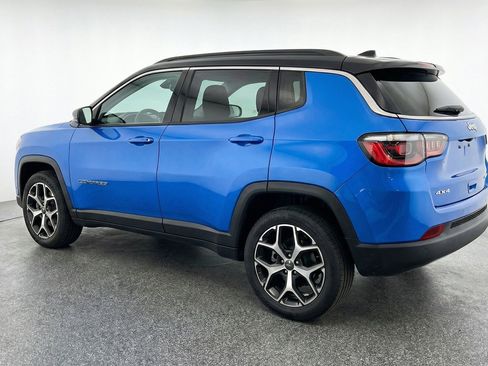 Used 2025 Jeep Compass Limited AWD/4WD image 6