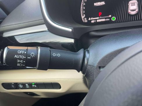 Used 2023 Acura MDX Technology Package image 25