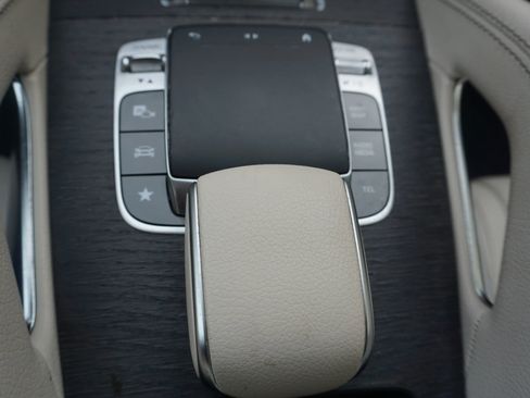 Used 2020 Mercedes-Benz GLE 350 4MATIC image 30
