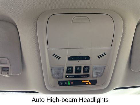 Used 2023 Buick Enclave Avenir w/ Avenir Technology Package AWD/4WD image 47