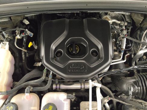 Used 2022 Jeep Grand Cherokee Limited 4xe image 30