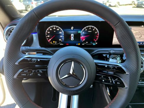 Certified 2024 Mercedes-Benz CLA 250 4MATIC image 30