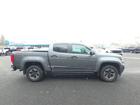 Used 2021 Chevrolet Colorado Z71 image 3