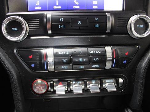 Used 2021 Ford Mustang Premium image 22