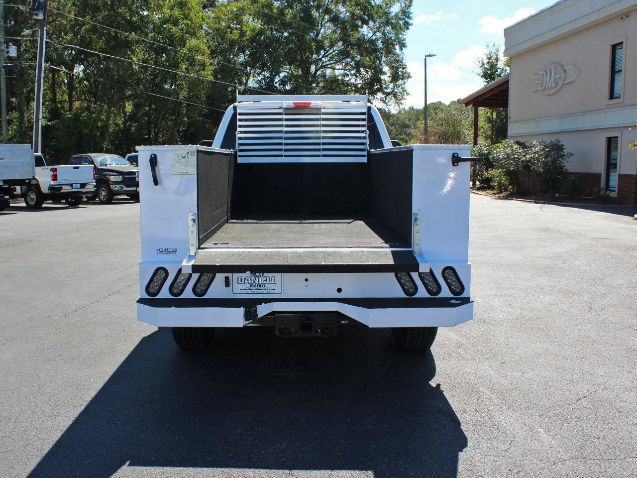 Used 2024 Ford F350 XLT w/ FX4 Off-Road Package AWD/4WD image 14
