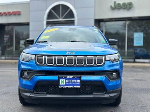 Used 2022 Jeep Compass Latitude w/ Convenience Group AWD/4WD image 9