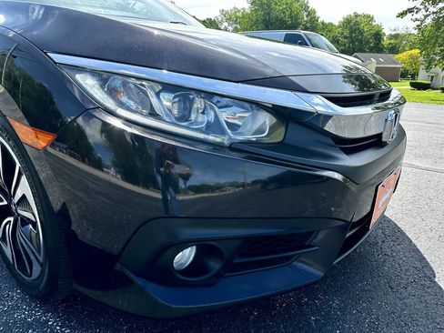 Used 2016 Honda Civic EX-T image 9