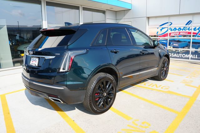 Used 2025 Cadillac XT5 Sportv w/ LPO, Bronce Accent Package AWD/4WD image 33