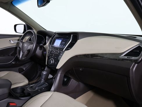 Used 2017 Hyundai Santa Fe Sport image 24