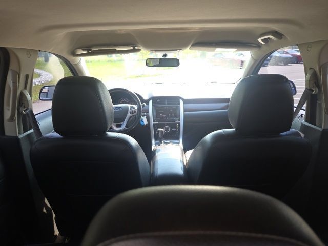 Used 2013 Ford Edge Limited FWD image 12