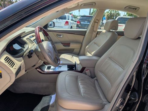 Used 2006 Hyundai Azera Limited FWD image 9