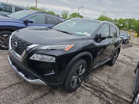 Used 2023 Nissan Rogue Platinum w/ Platinum Premium Package AWD/4WD image 5