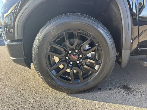 New 2026 GMC Sierra 1500 Elevation image 10