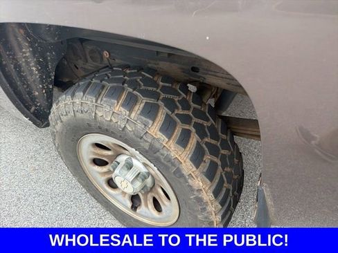 Used 2008 Chevrolet Silverado 1500 LT w/ EZ-Lift Tailgate Package image 8