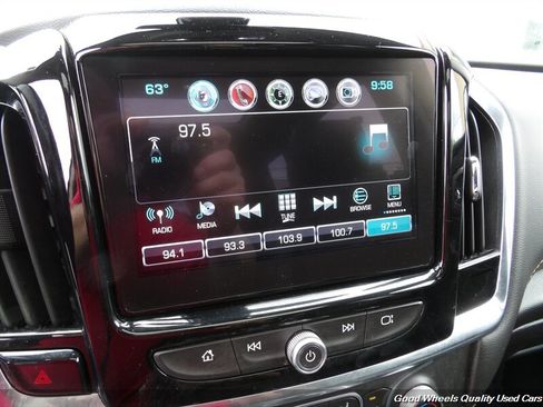 Used 2019 Chevrolet Traverse LT w/ LT Premium Package AWD/4WD image 19
