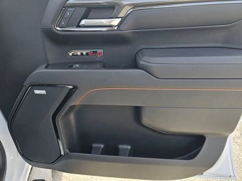 Used 2025 GMC Sierra 1500 AT4 w/ AT4 Premium Package image 25