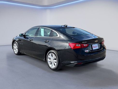 Used 2024 Chevrolet Malibu LT image 3
