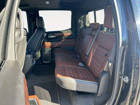 Used 2023 GMC Sierra 1500 Denali Ultimate image 24