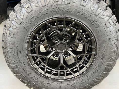 New 2025 Ford Ranger XLT w/ FX4 Off-Road Package image 29