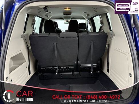 Used 2019 Dodge Grand Caravan SE image 7