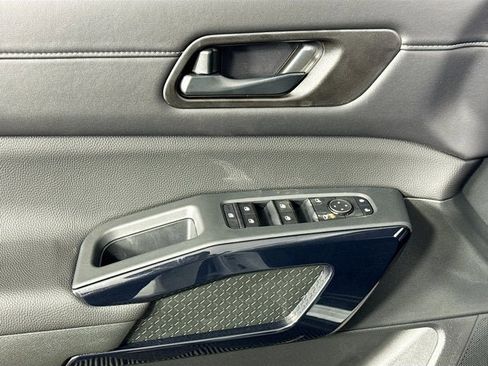 New 2026 Nissan Pathfinder SV AWD/4WD image 16