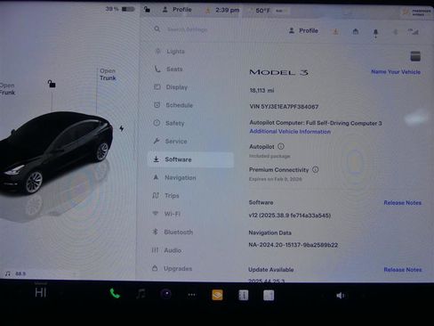 Used 2023 Tesla Model 3 Standard Range image 8