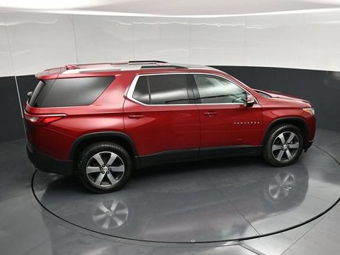 Used 2018 Chevrolet Traverse LT w/ LPO, Floor Liner Package AWD/4WD image 52