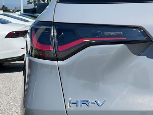 Certified 2024 Honda HR-V Sport image 12