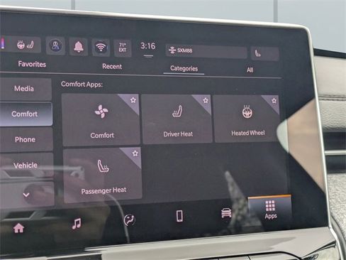 Used 2024 Jeep Compass Latitude image 22